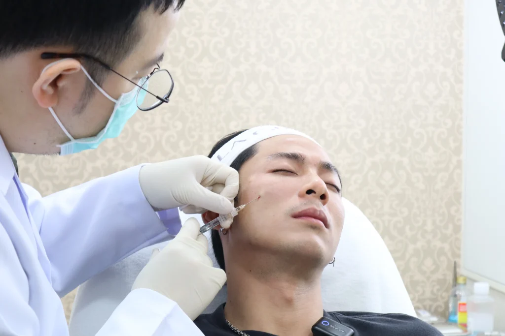 ฟิลเลอร์ใต้ตา สีลม