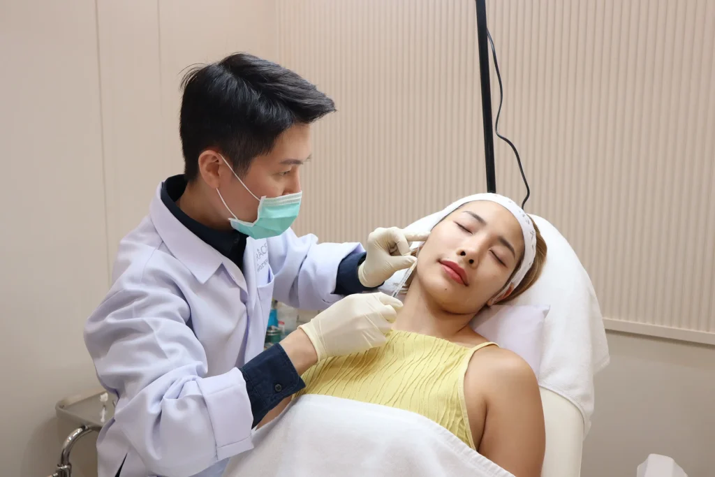 ขั้นตอนการฉีด Sculptra ที่ La Grace Clinic